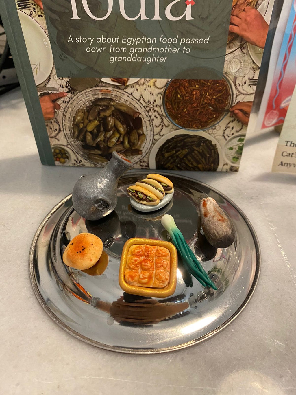 Teta Loula bundle: Book + Magnet set