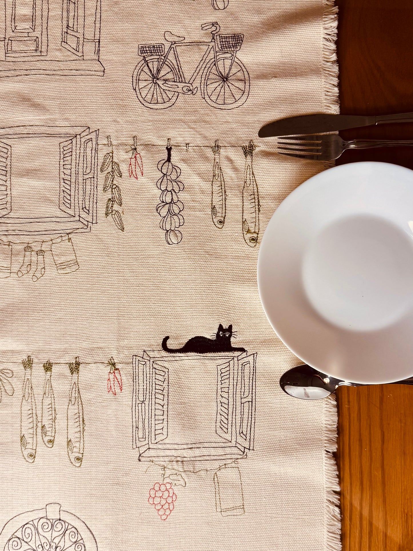 Shababeek Summer:Long Table runner